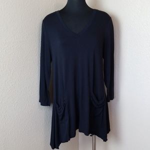 LOGO Long Sleeve Vneck Black Top